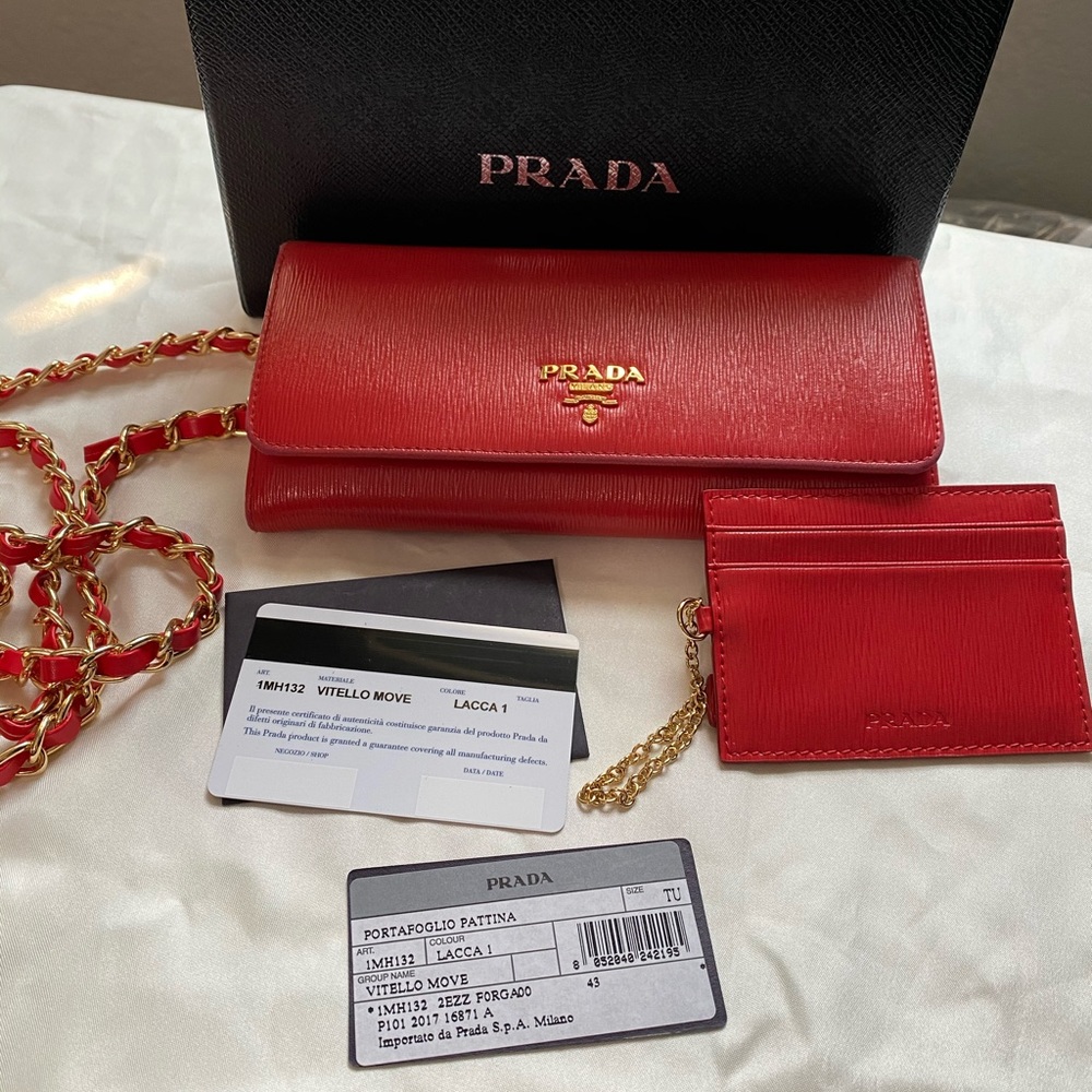❌SOLD❌ Large Prada Staffiano wallet WOC